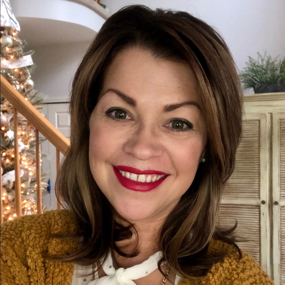 Meet your Posher, Sara